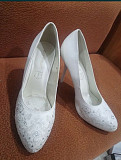 Продам белые туфли свадебные Астана
