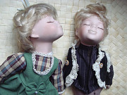 Коллекционные Куклы Фарфоровые пара поцелуй - чики  на подставках Алматы